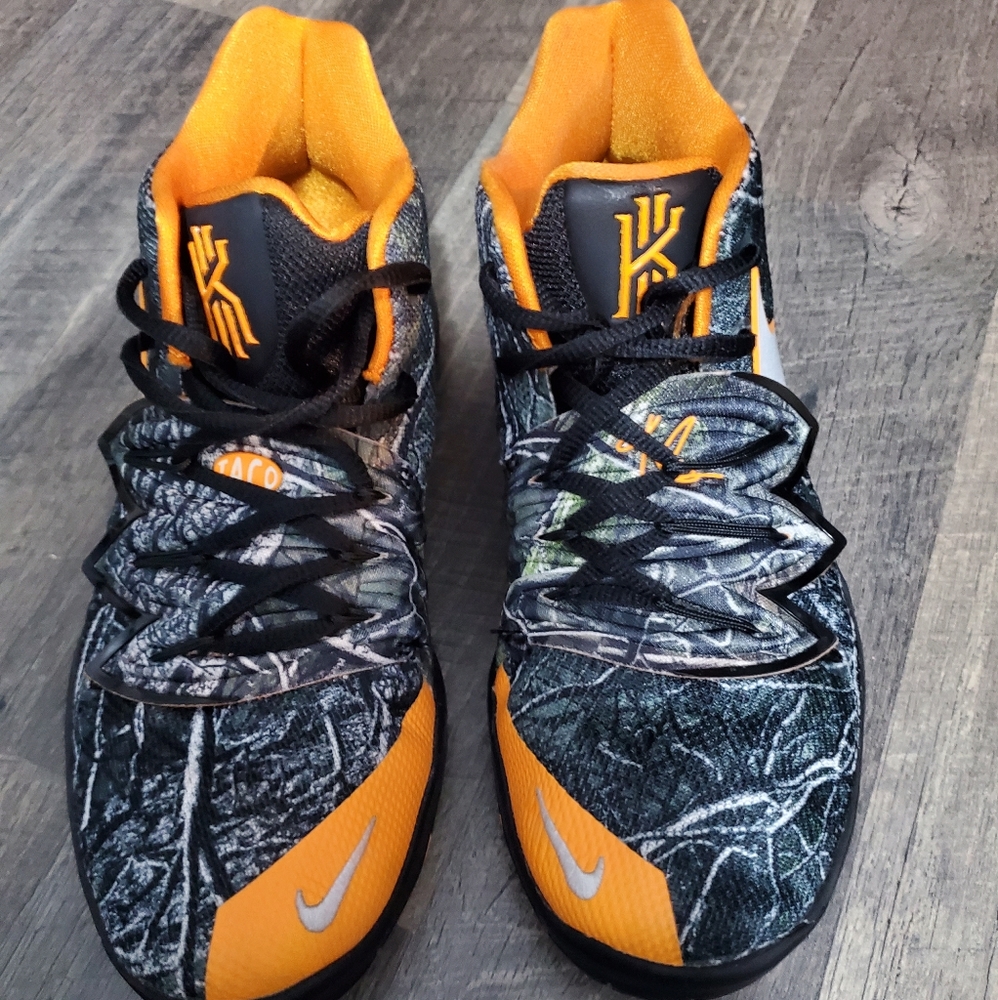 NEW Kyrie (taco edition)